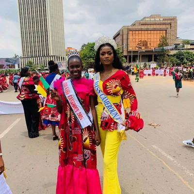 Miss Kaba et Miss Cameroon