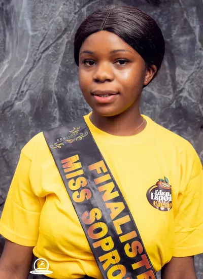 Bakam Ouafo Larifa Farrelle